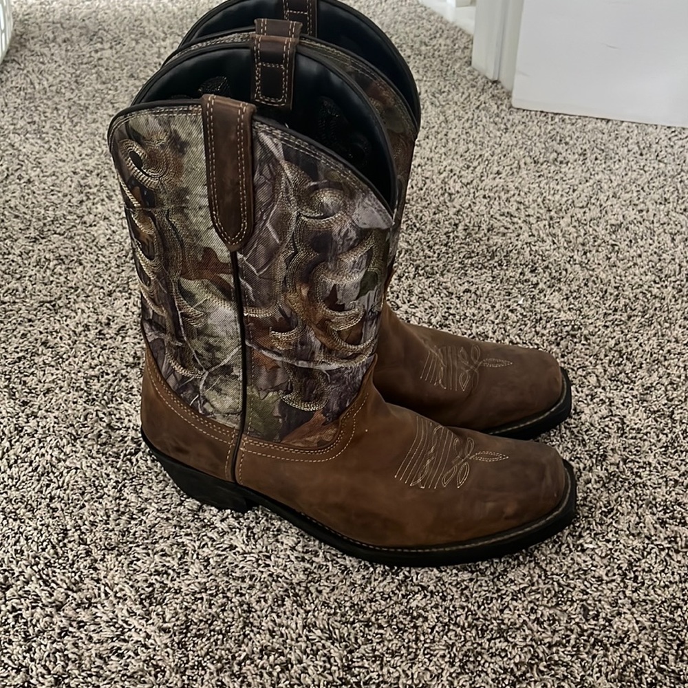 Masterson Camo boots!